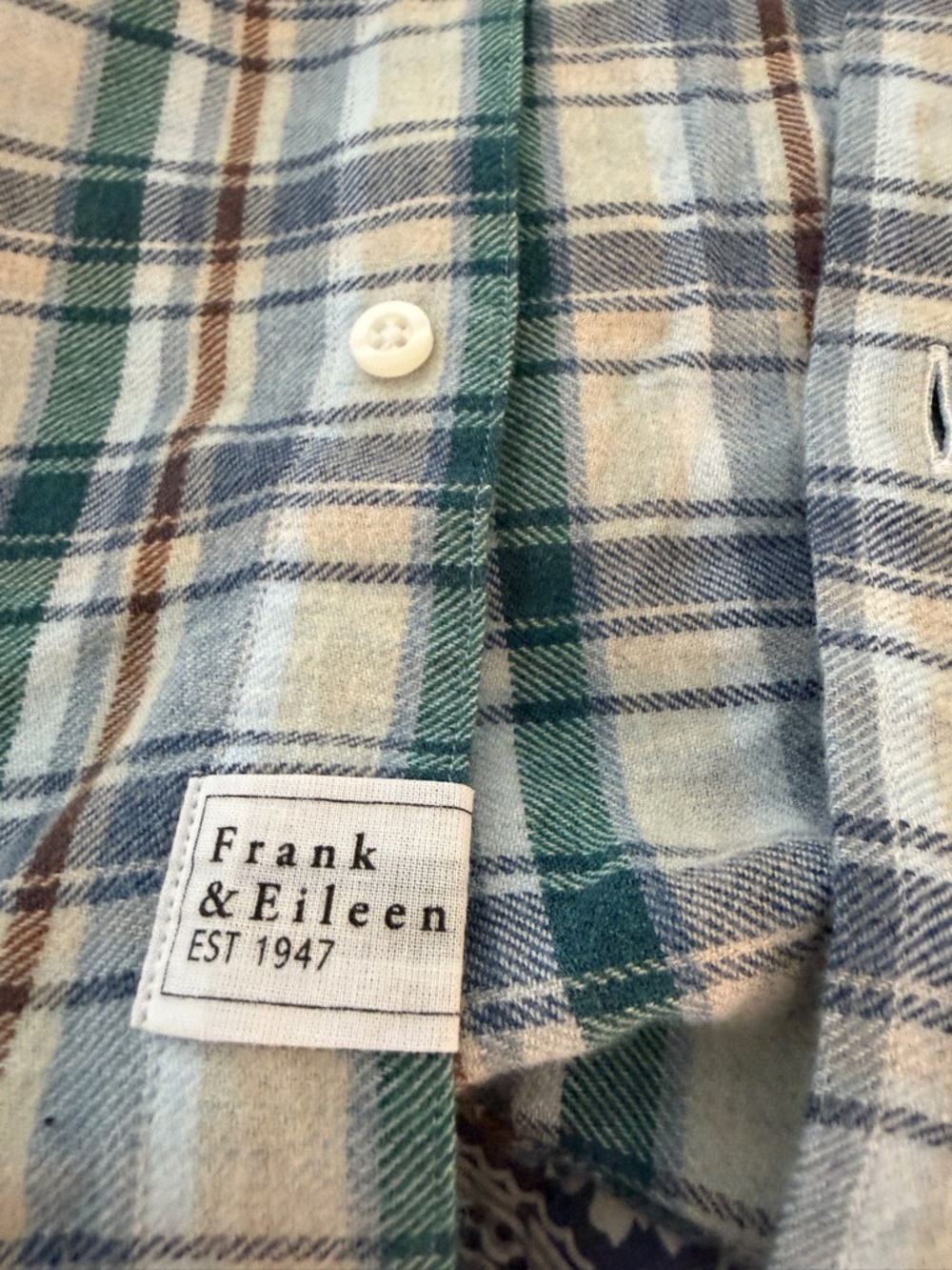 Frank and Eileen Barry Plaid Shirt in size M - Picture 3 of 6